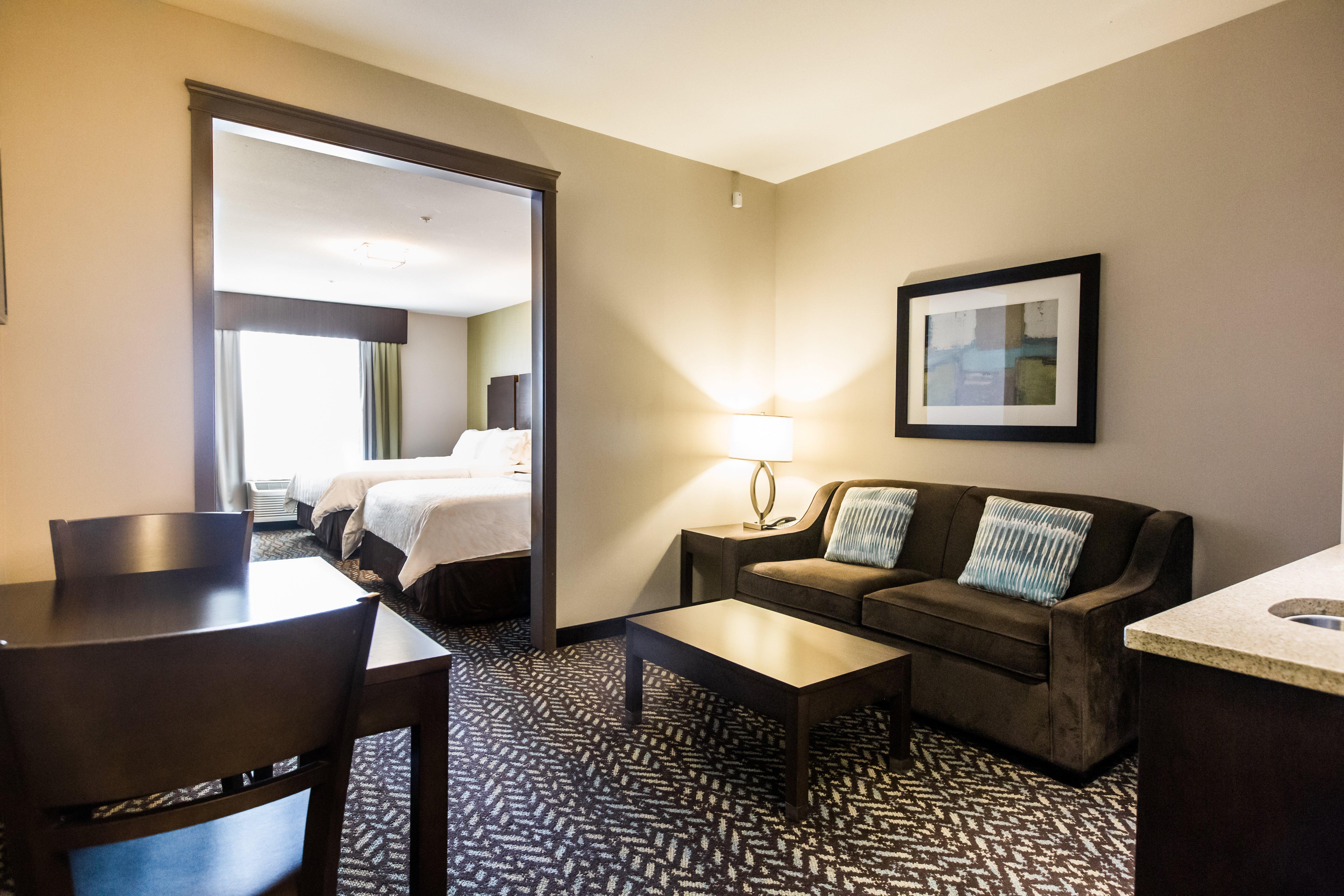 Holiday Inn Express & Suites Spruce Grove - Stony Plain By Ihg Exterior foto
