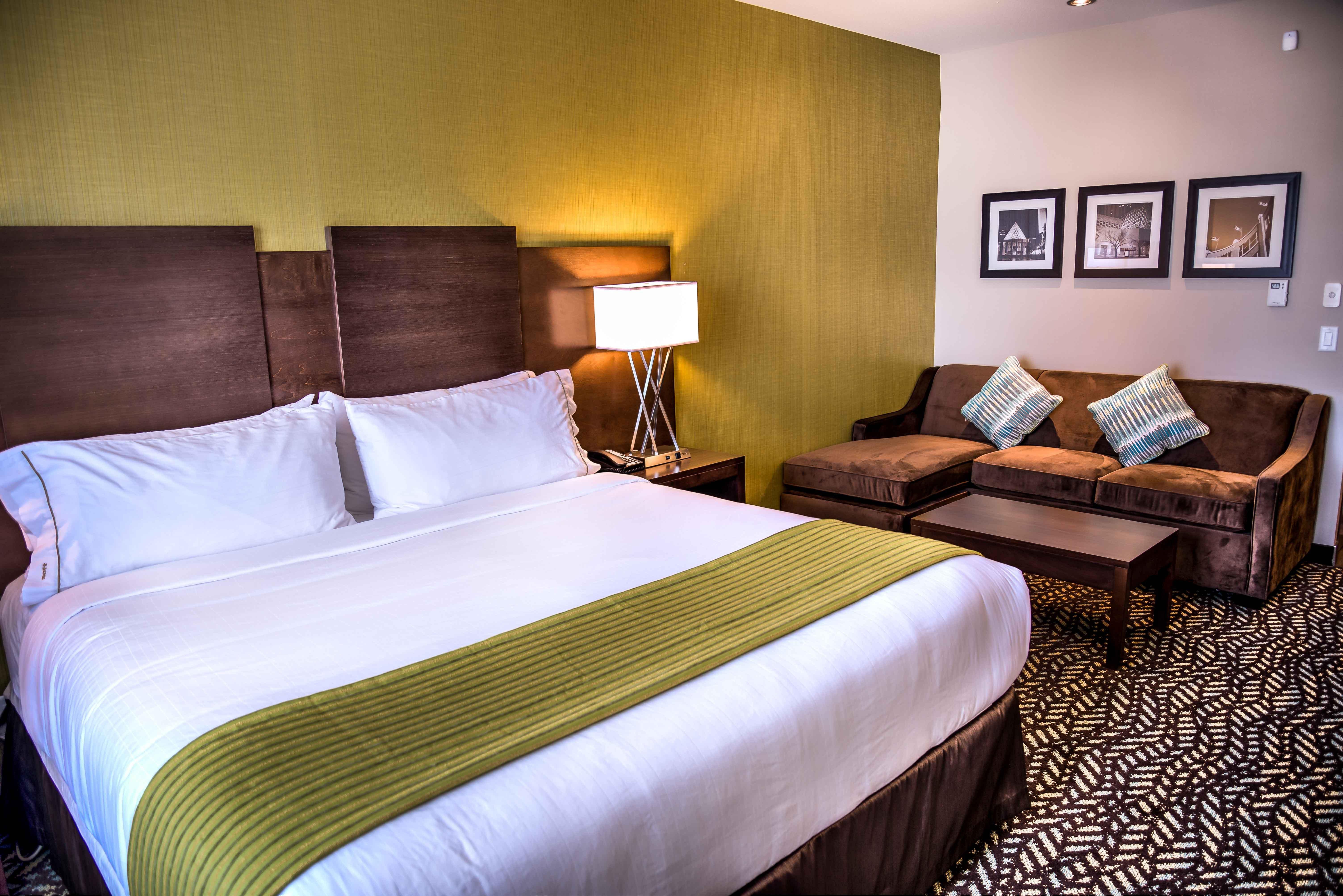 Holiday Inn Express & Suites Spruce Grove - Stony Plain By Ihg Exterior foto
